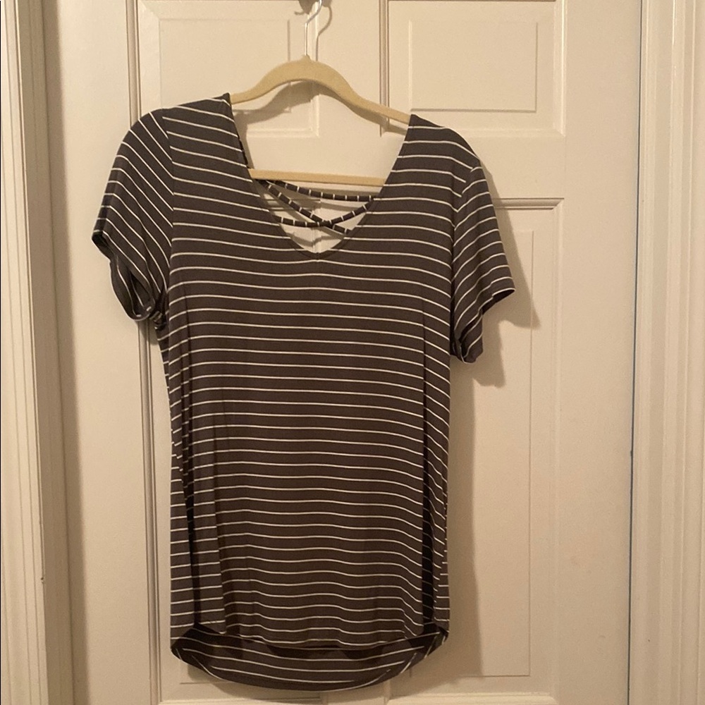 Cable & Gauge Black and White Striped Short Sleeve Top
